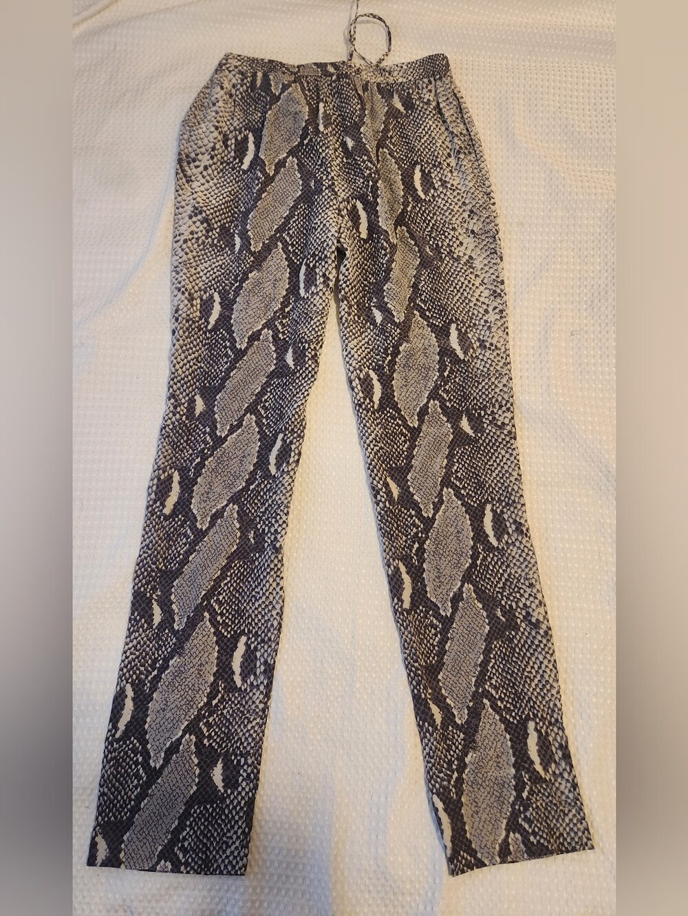 Diane Von Furstenberg Python Print Silk Pants Size 4 - Picture 6 of 10
